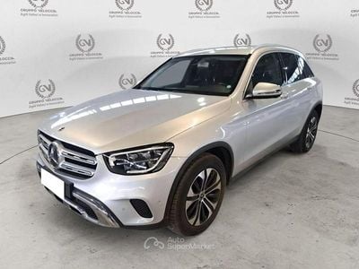 Usata Mercedes GLC200 Business 163 CV (119 kW) 2020 Argento SUV