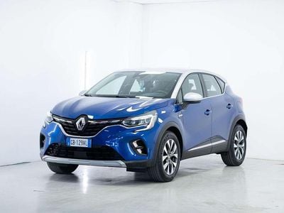 Usata Renault Captur Intens 160 CV (117 kW) 2020 Blu/azzurro SUV