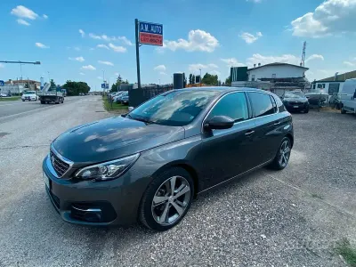 Usata Peugeot 308 Active 110 CV (80 kW) 2020 Grigio Berlina