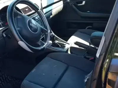 Usata Audi A4 101 CV (74 kW) 2005 Nero Station wagon