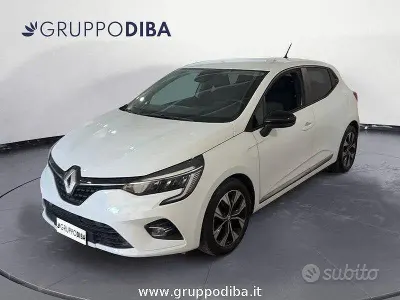 Usado Renault Clio V Business 101 CV (74 kW) 2023 Blanco Berlina