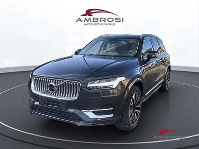 Platinum grey Nuova 2025 Volvo XC90 Plus SUV | 62.800 € (Buon prezzo)