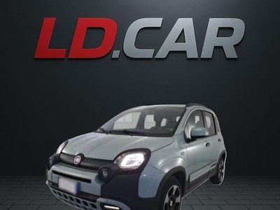 Begagnad Fiat Panda Cross Cross 71 HK (52 kW) 2021 Grön Halvkombi