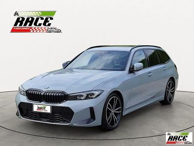 Usata BMW 320e M Sport 190 CV (139 kW) 2024 Grigio Station wagon