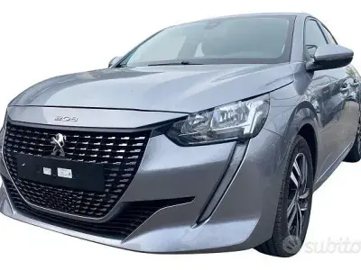 Usata Peugeot 208 Allure 101 CV (74 kW) 2019 Grigio Utilitaria