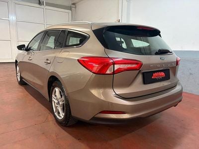 Usata Ford Focus Business Edition 120 CV (88 kW) 2019 Oro Station wagon