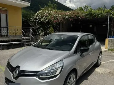 Usata Renault Clio IV 90 CV (66 kW) 2019 Berlina
