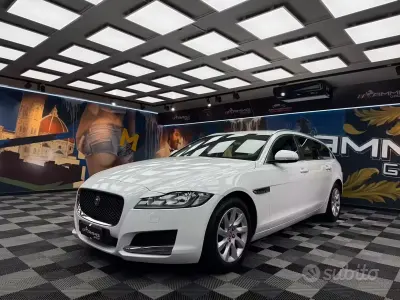 Usata Jaguar XF Sportbrake Portfolio 179 CV (131 kW) 2018 Bianco Station wagon