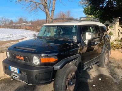 Nero Usata 2011 Toyota FJ Cruiser SUV | 29.000 €