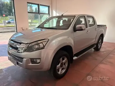 Usata Isuzu D-Max 163 CV (119 kW) 2013 Grigio Pick-up