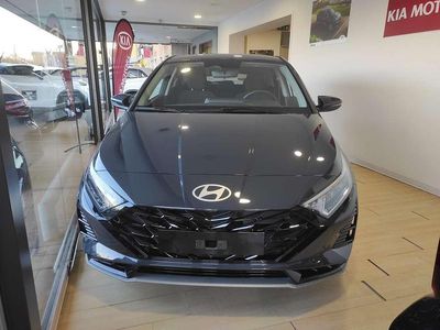 Usata Hyundai i20 101 CV (74 kW) 2023 Verde Utilitaria