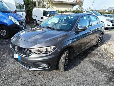 Usata Fiat Tipo Business 95 CV (69 kW) 2017 Grigio Berlina
