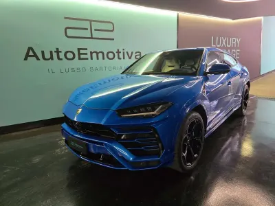Usata Lamborghini Urus 650 CV (478 kW) 2019 Blu eleos SUV