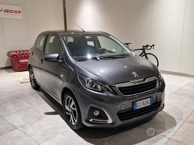 Usata Peugeot 108 Allure 72 CV (52 kW) 2021 Grigio Berlina