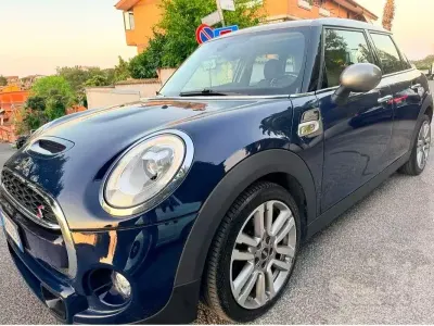 Usata Mini Cooper 180 CV (132 kW) 2017 Bluazzurro Utilitaria
