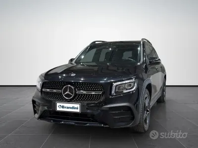Usata Mercedes GLB200 Premium 150 CV (110 kW) 2021 Nero SUV