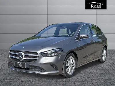 Usata Mercedes B180 Sport 116 CV (85 kW) 2019 Bianco Utilitaria