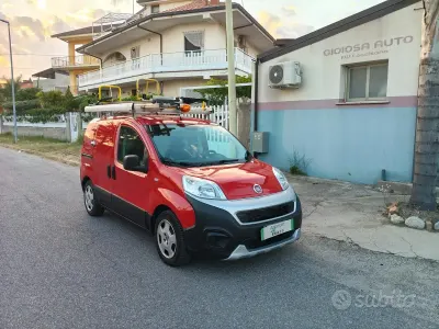 Usata Fiat Fiorino 95 CV (69 kW) 2017 Rosso Monovolume