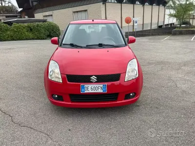 Usata Suzuki Swift GLX 92 CV (67 kW) 2006 Rosso Utilitaria