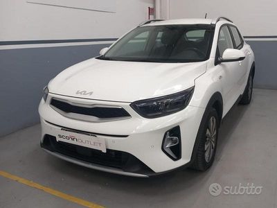 Usata Kia Stonic Urban 101 CV (74 kW) 2022 Bianco SUV