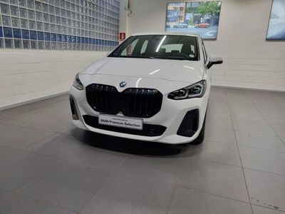 BMW 225