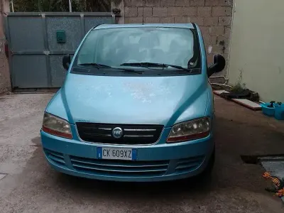 Usata Fiat Multipla 116 CV (85 kW) 2004 Blu Monovolume
