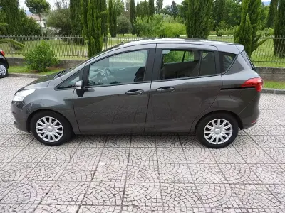 Usata Ford B-MAX 75 CV (55 kW) 2017 Grigio Monovolume