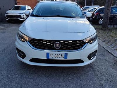 Usata Fiat Tipo Opening Edition 119 CV (87 kW) 2016 Bianco Berlina