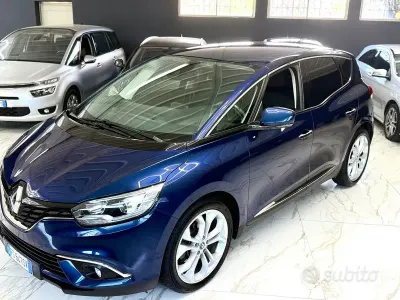 Usata Renault Scénic IV Intens 110 CV (80 kW) 2018 Blu Monovolume