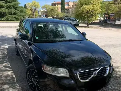 Usata Volvo V50 136 CV (100 kW) 2008 Nero Station wagon