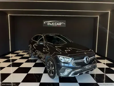 Usata Mercedes GLC300 245 CV (180 kW) 2019 Grigio SUV