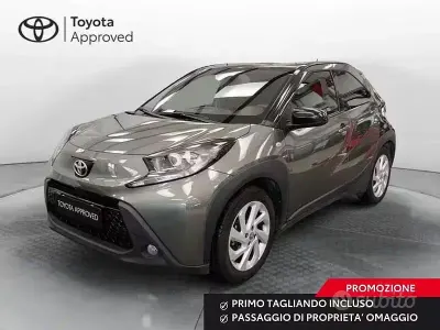 Usata Toyota Aygo X Trend 72 CV (52 kW) 2023 Verde SUV