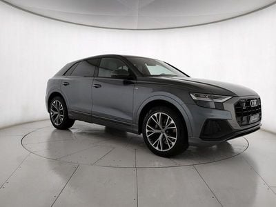 Usata Audi Q8 Sport 231 CV (169 kW) 2020 Grigio SUV