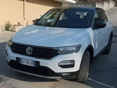 Usata VW T-Roc Style 116 CV (85 kW) 2020 Bianco SUV