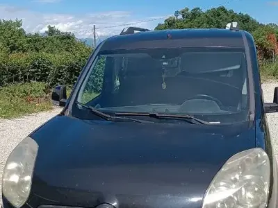 Usata Fiat Doblò 105 CV (77 kW) 2011 Nero Monovolume