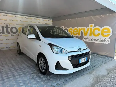Usata Hyundai i10 Style 66 CV (48 kW) 2017 Bianco Utilitaria