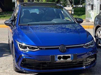 Usata VW Golf VIII R-line 150 CV (110 kW) 2023 Blu/azzurro Berlina
