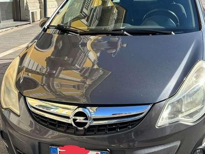Usata Opel Corsa 86 CV (63 kW) 2012 Utilitaria