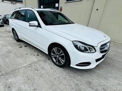 Usata Mercedes E250 AMG line 204 CV (150 kW) 2016 Bianco Station wagon