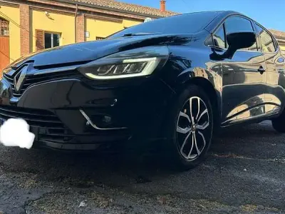 Usata Renault Clio IV Intens 90 CV (66 kW) 2017 Berlina