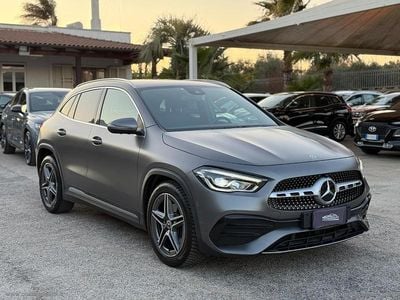 Usata Mercedes GLA200 Premium 150 CV (110 kW) 2023 Grigio SUV