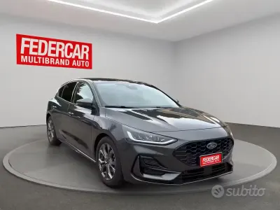 Usado Ford Focus ST 116 HP (85 kW) 2025 Cinzento Sedan
