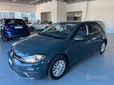Usata VW Golf VII Business 116 CV (85 kW) 2017 Grigio Berlina