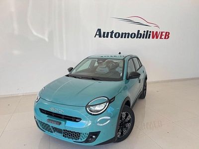 Nuova Fiat 600 110 CV (80 kW) 2025 Blu SUV