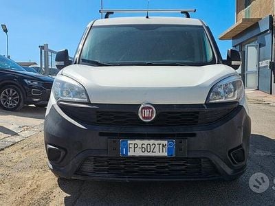 Usata Fiat Doblò Easy 120 CV (88 kW) 2018 Bianco Monovolume