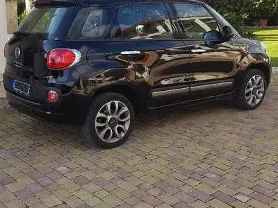 Käytetty Fiat 500L 105 HP (77 kW) 2014 Musta Tila-auto