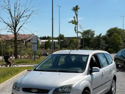 Occasion Ford Focus Style 90 PK (66 kW) 2007 Grijs Stationwagen