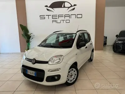 Usata Fiat Panda Easy 75 CV (55 kW) 2015 Bianco Utilitaria