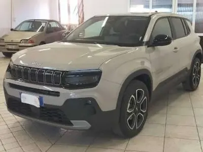 Usata Jeep Avenger Summit 101 CV (74 kW) 2025 Stone SUV