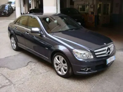 Usata Mercedes C200 Avantgarde 184 CV (135 kW) 2008 Grigio Berlina